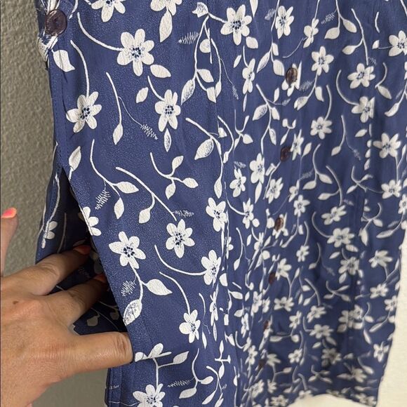 NWT- AGAPO- sleeveless Floral Mini Dress in blue and Cream - Picture 5 of 8